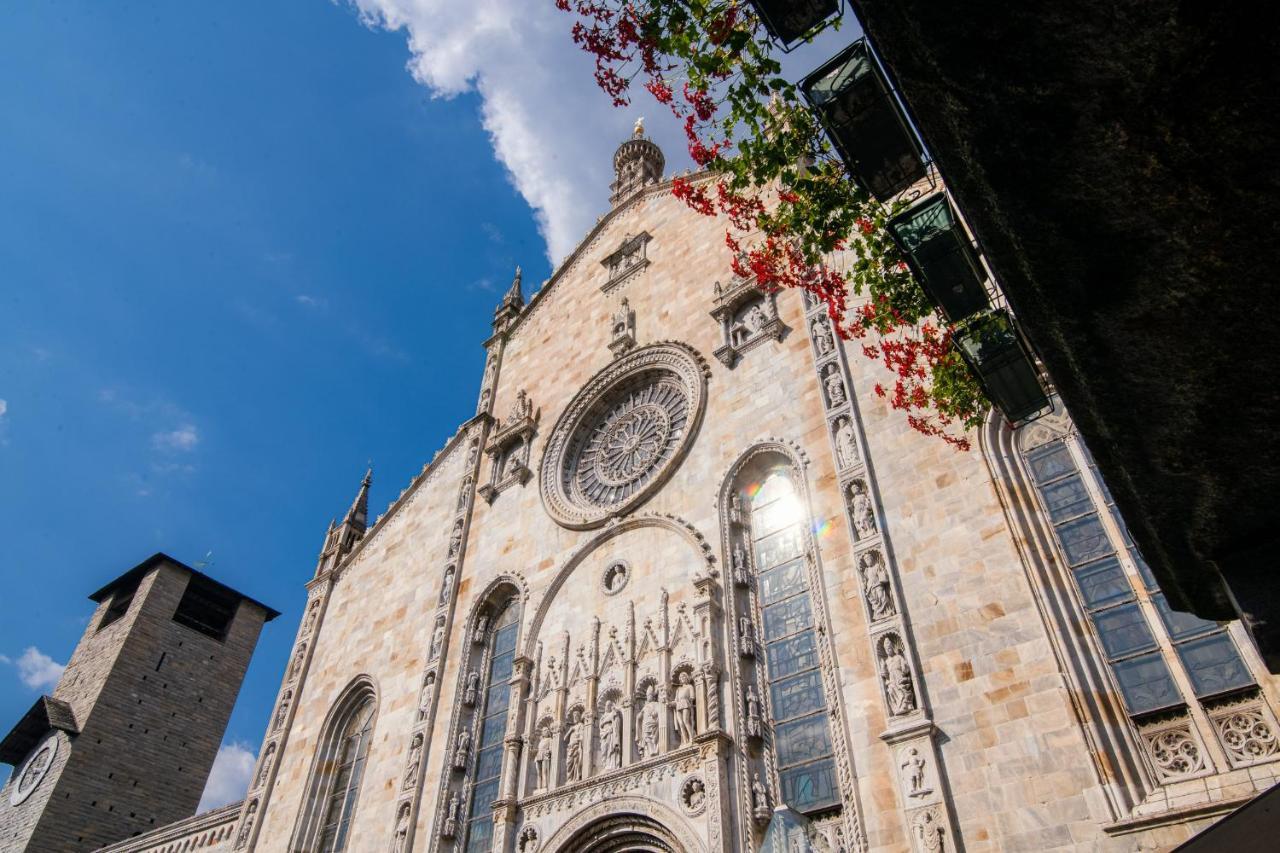 House Of Glass Cathedral View - The House Of Travelers كومو المظهر الخارجي الصورة